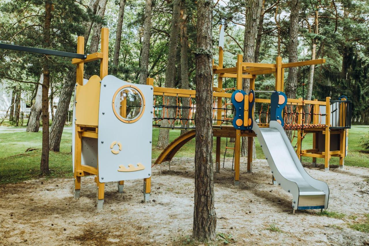 Zilvinas Hotel Паланга Екстериор снимка