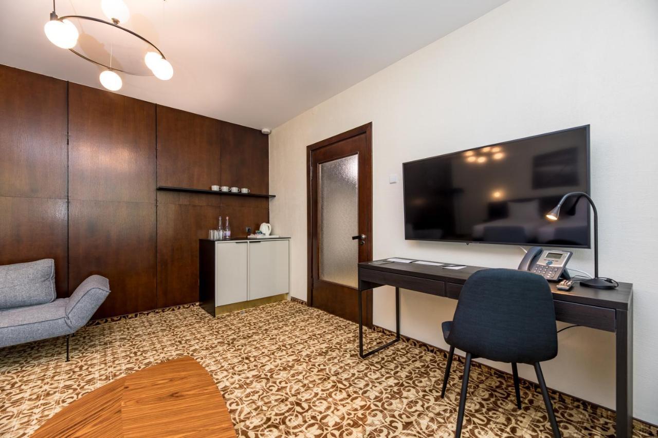 Zilvinas Hotel Паланга Екстериор снимка