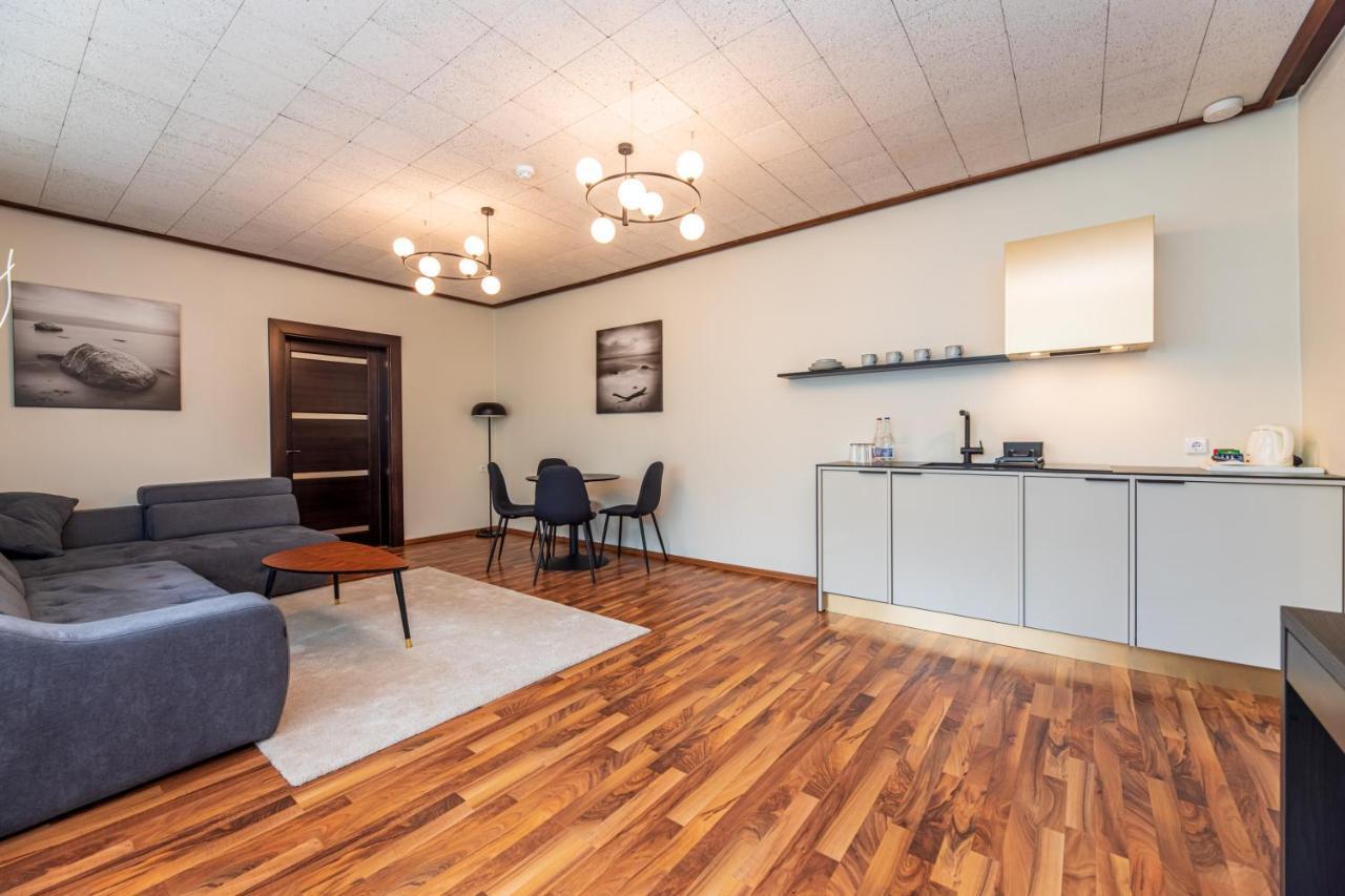Zilvinas Hotel Паланга Екстериор снимка