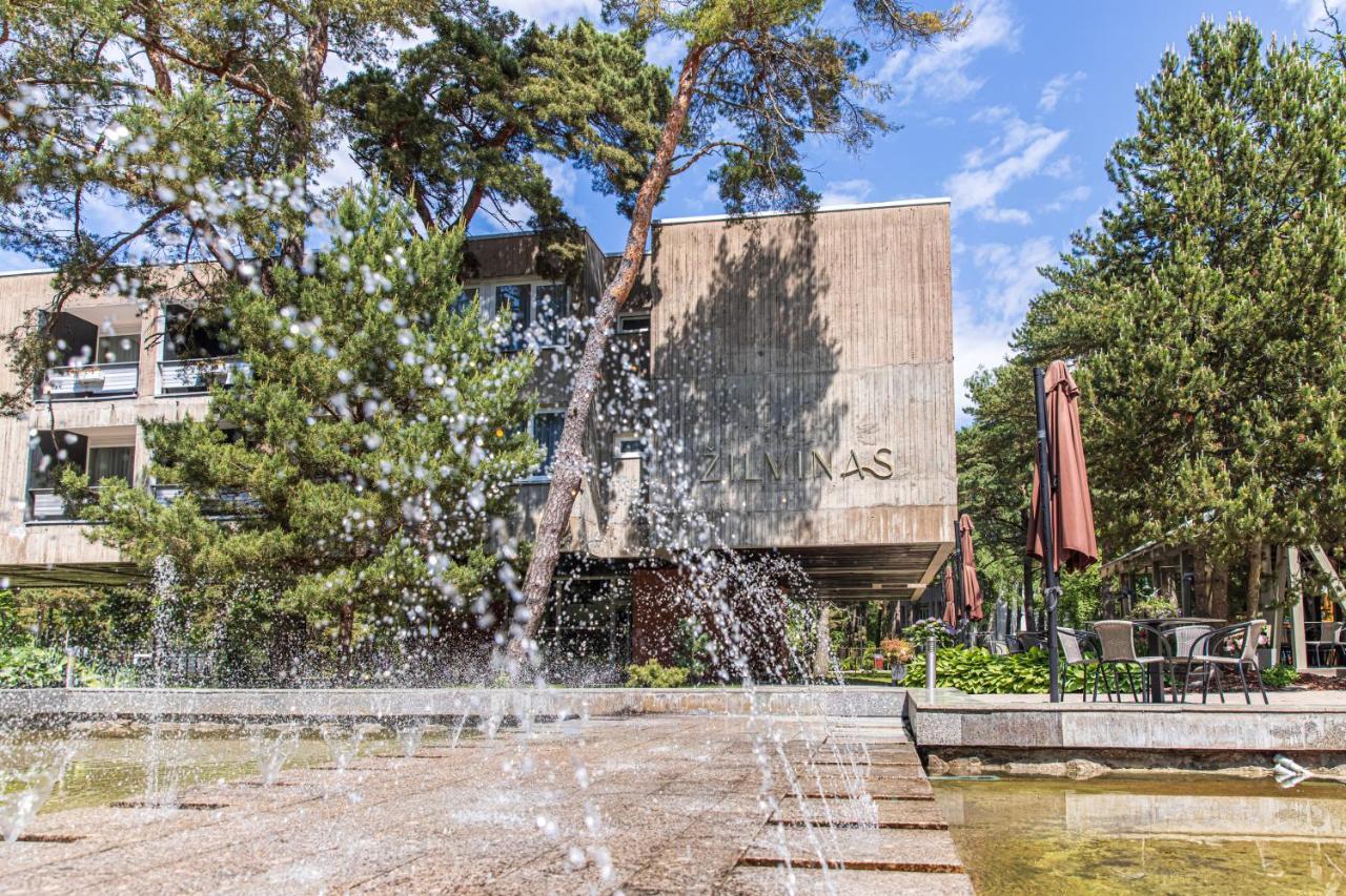 Zilvinas Hotel Паланга Екстериор снимка