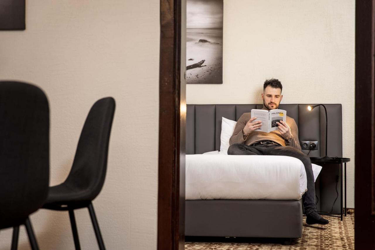 Zilvinas Hotel Паланга Екстериор снимка