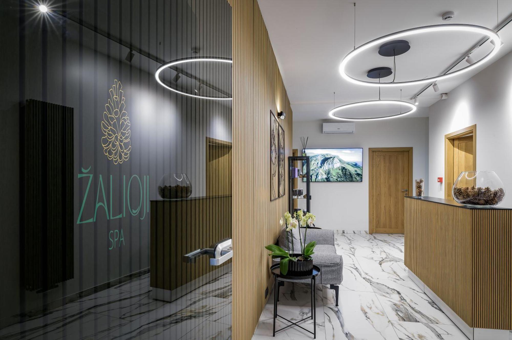 Zilvinas Hotel Паланга Екстериор снимка